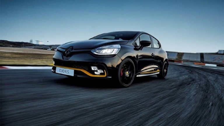 Clio, Zoe, Megane, Taliant... Tüm Renault binek araçlarda 50.000 TL fırsatı devam ediyor! Renault fiyat listesi de güncellendi!