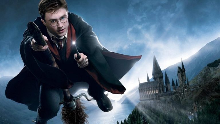 Tüm dünya bu habere kilitlendi: Harry Potter, geri mi dönüyor?