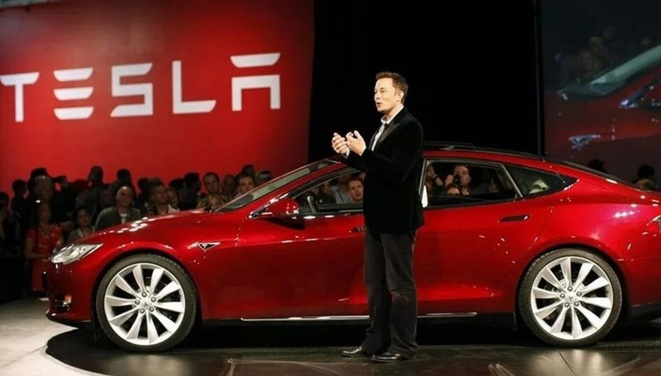 Elon Musk ’ın Tesla için hedefi Apple ve Saudi Aramco ’nun toplam değerini geçmek
