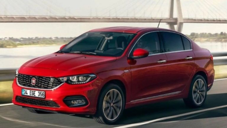 Fiat Egea Nisan'da Fiyatları Yere İndirdi! İşte Fiat Egea Yeni İndirimli Fiyatlar