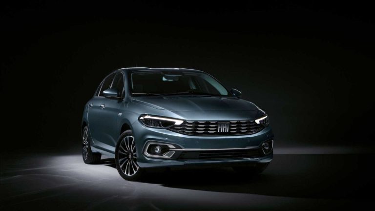 Fiat Egea Son İndirimi Yaptı! Otomobil Almak İsteyenler Fiat Egea Fiyatlarında Müjde Geldi