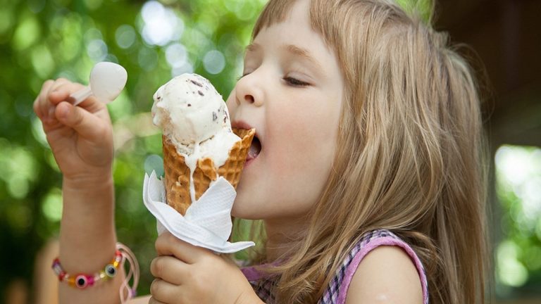 Diyette dondurma yenir mi? Dondurma haftalık diyet listesindeki yerini aldı! Ancak bir şartla...