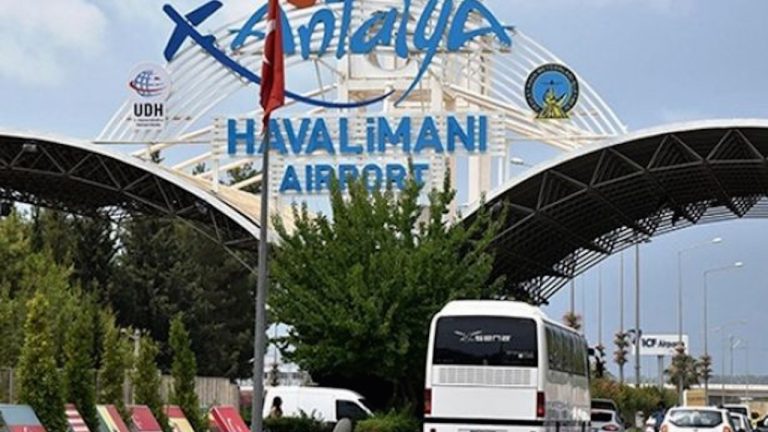 Antalya Havalimanı'dan Gazipaşa Havalimanı'na en kolay nasıl gidilir?
